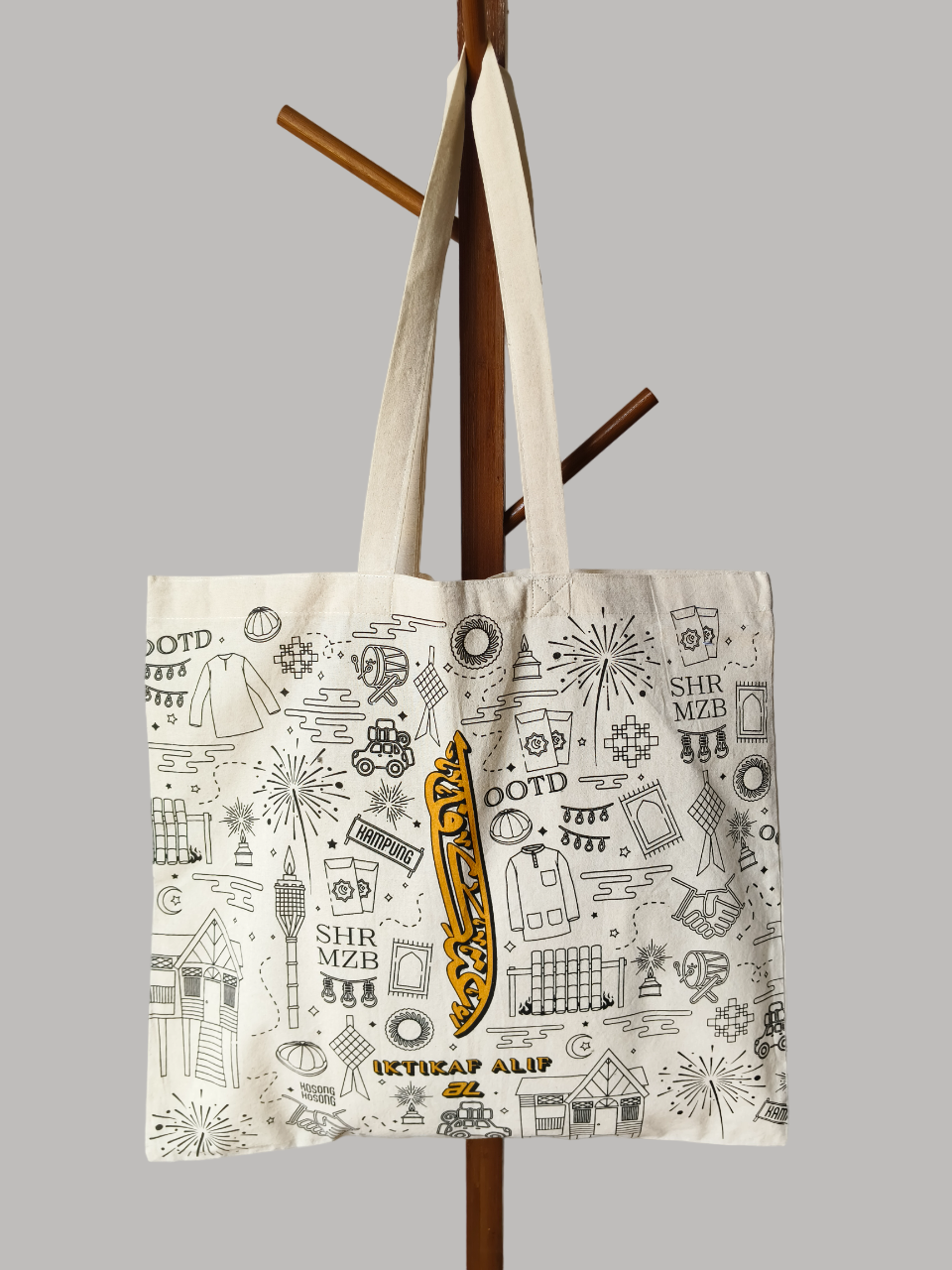 TOTE BAGS